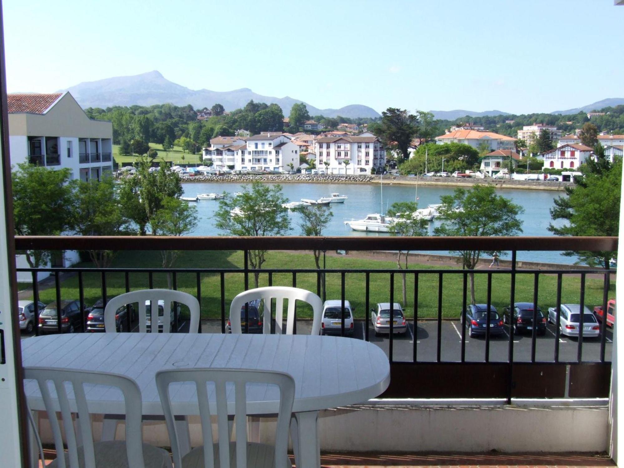 Apartment Dans Residence, Et Centre A Pied Saint-Jean-de-Luz